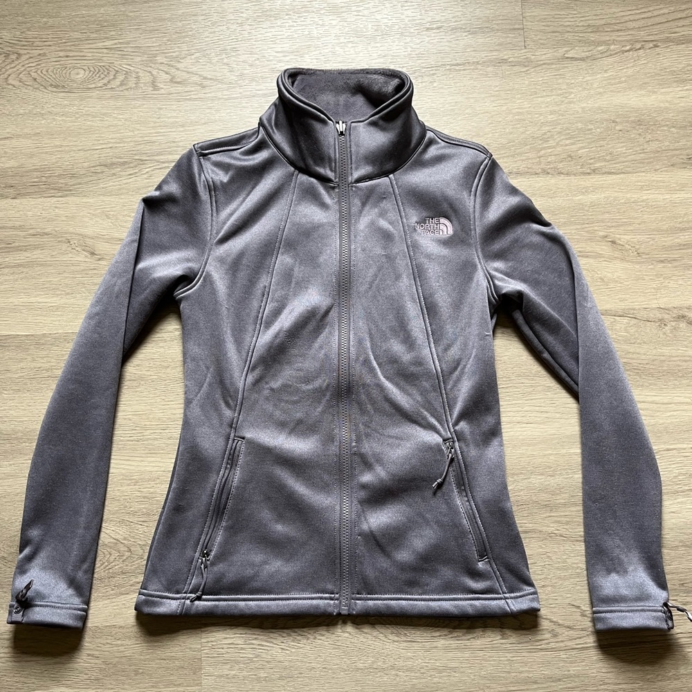 Women’s north face fleece jacket
